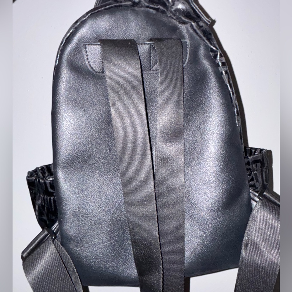 Juicy Couture Black Backpack with Gold Zipper - Picture 3 of 9